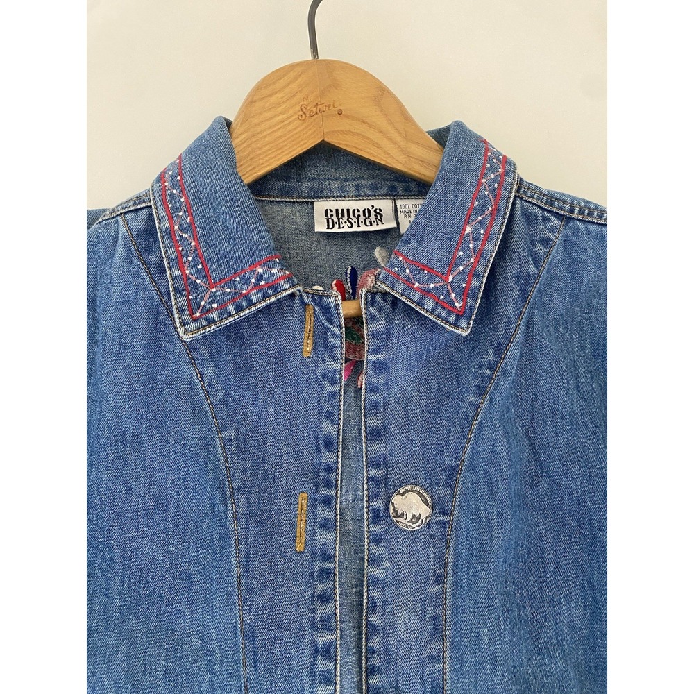 Chicos Denim Jacket Sz 1‎ Embellished Embroidered Birds & Floral Buffalo Button - Picture 9 of 16